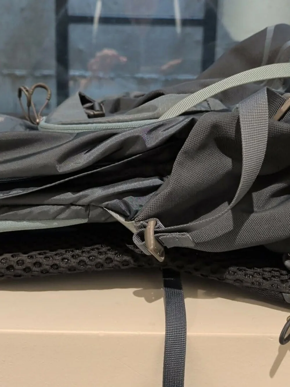 Osprey Manta AG 36 Grey Hiking Backpack